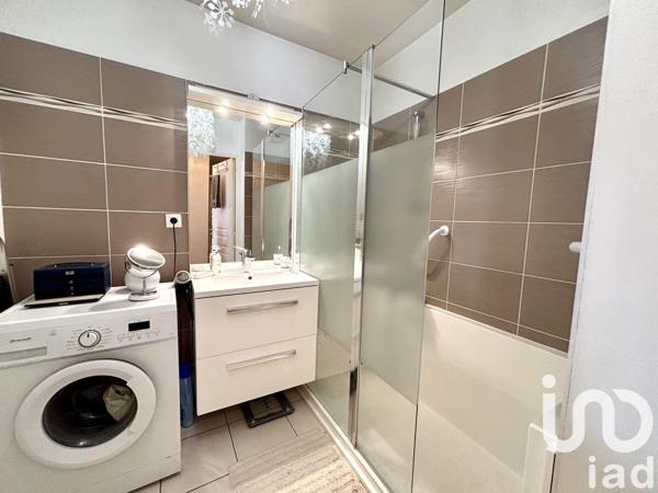 Appartement 3 pièces de 71 m² à La Tour-de-Salvagny (69890)