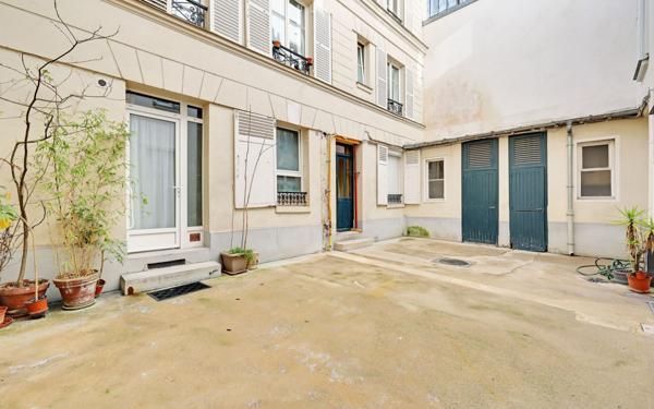 Appartement à vendre    2 pièces • 50 m2 Paris 14