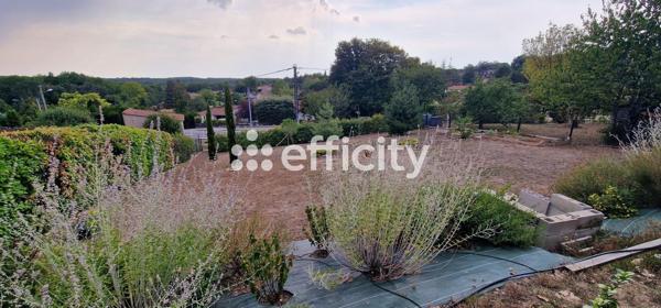 Maison
         5 pièces
        - 93 m² 265 000 € *