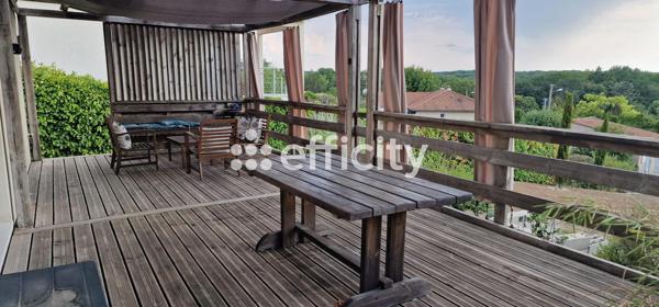Maison
         5 pièces
        - 93 m² 265 000 € *