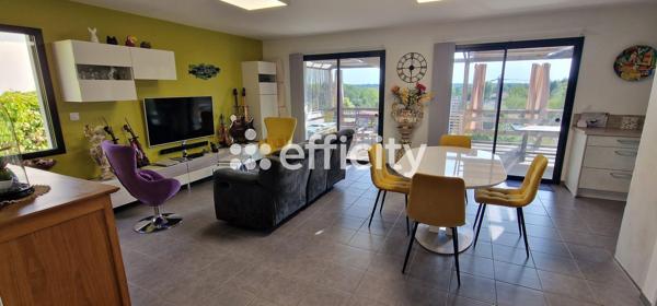 Maison
         5 pièces
        - 93 m² 265 000 € *