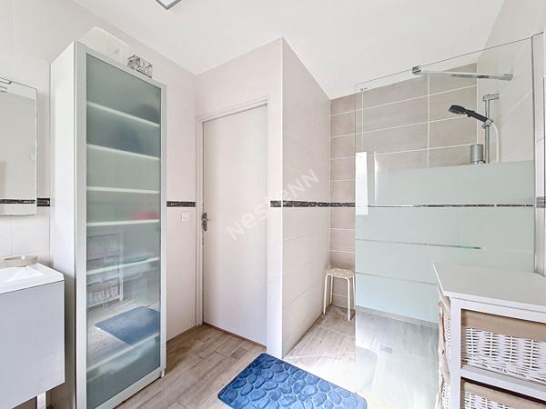 Superbe Maison Contemporaine à Vendre à Poitiers, 4 chambres, secteur Mérigotte