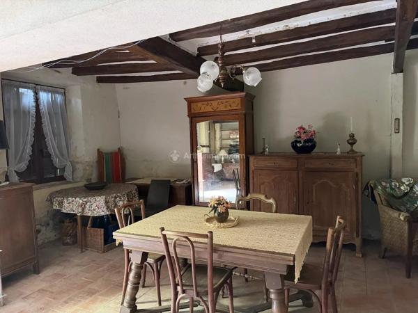 Vente                                                      Maison
                        
                     3 pièces                      83 m2                     à Saint-Georges-de-la-Couée