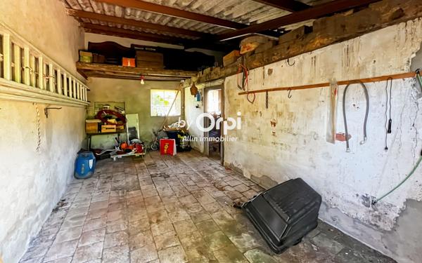 Maison à vendre    6 pièces •  Montvicq