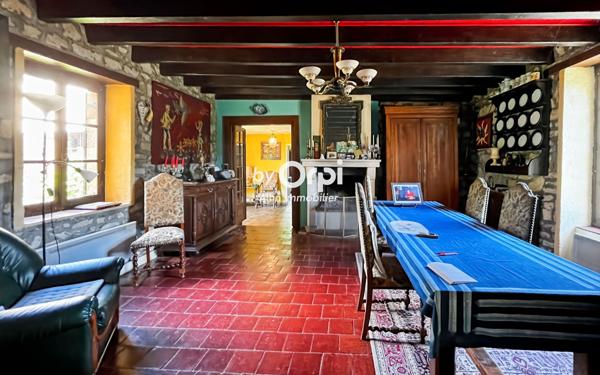 Maison à vendre    6 pièces •  Montvicq