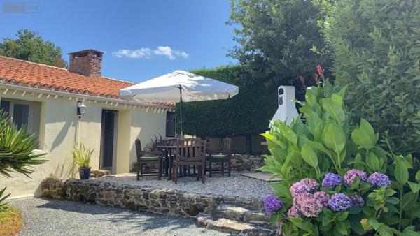 Maison à vendre à Maché en Vendée (85190), ref : 092/M/2510-85092