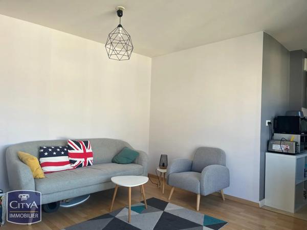 Appartement à vendre 2 pièces 46m² Laval (53000)