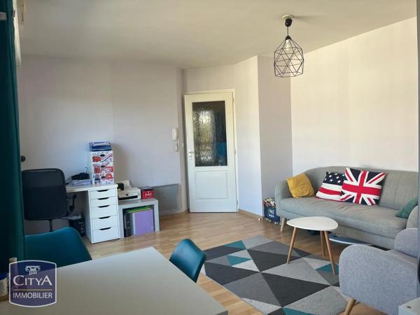Appartement à vendre 2 pièces 46m² Laval (53000)