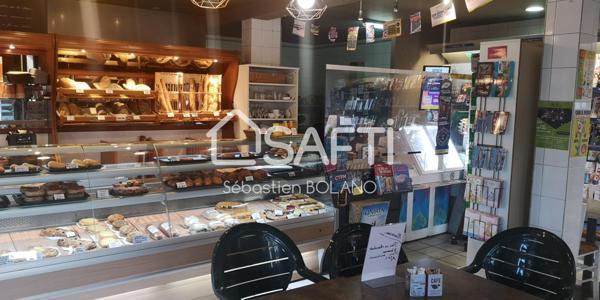 Fonds de commerce à vendre – Point chaud / Salon de thé / FDJ / PMU / Sandwicherie / Boissons