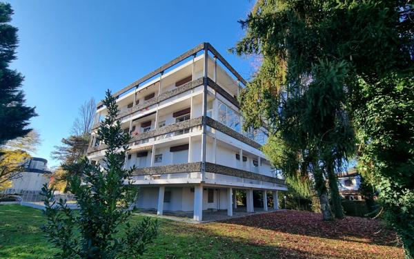 Appartement à vendre    4 pièces • 116,65 m2 Pau