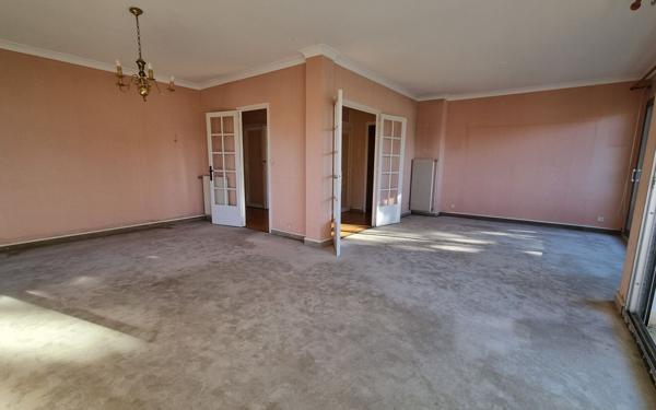 Appartement à vendre    4 pièces • 116,65 m2 Pau