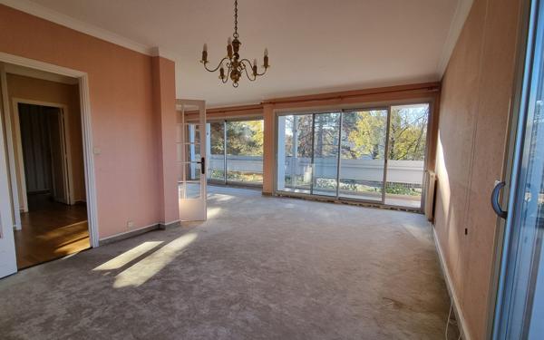 Appartement à vendre    4 pièces • 116,65 m2 Pau