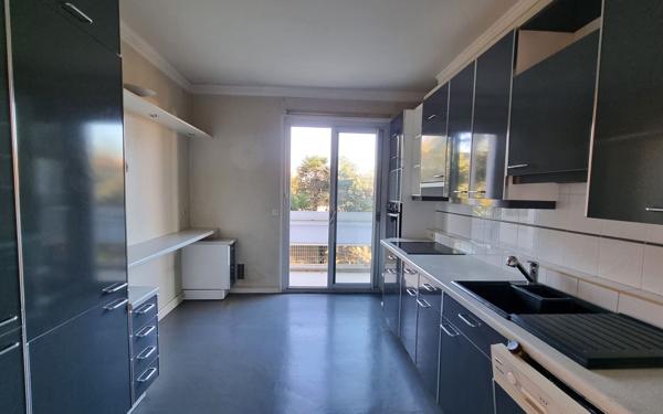 Appartement à vendre    4 pièces • 116,65 m2 Pau