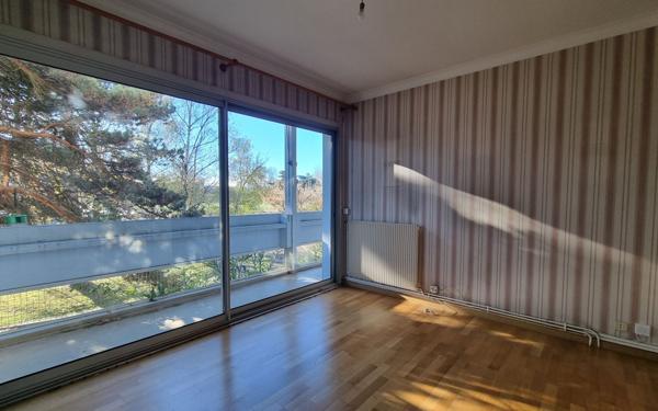 Appartement à vendre    4 pièces • 116,65 m2 Pau