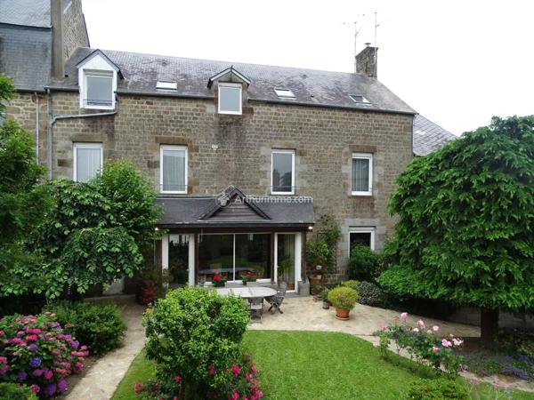 Vente Maison 10 pièces 274 m2 à La Ferté-Macé