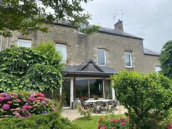 Vente Maison 10 pièces 274 m2 à La Ferté-Macé