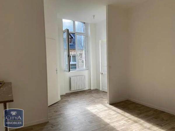 Appartement à louer 2 pièces 52.86m² Dieppe (76200)