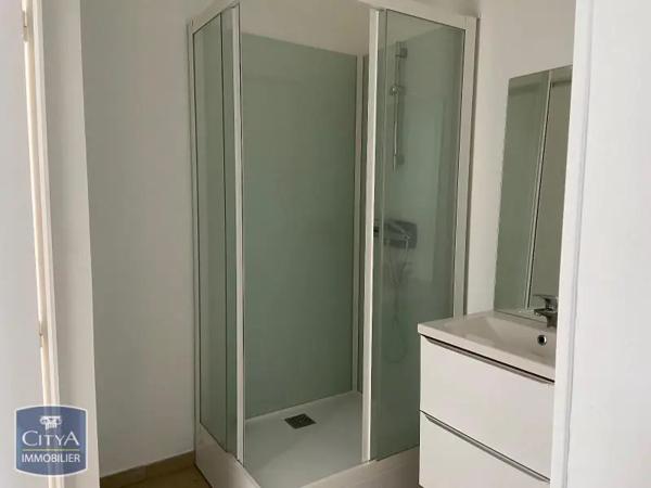 Appartement à louer 2 pièces 52.86m² Dieppe (76200)