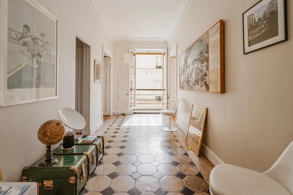 Appartement Paris 6 e - IMPASSE DE VALMY / RUE DU BAC