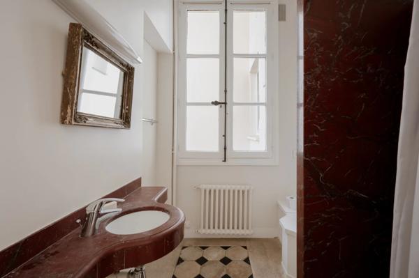 Appartement Paris 6 e - IMPASSE DE VALMY / RUE DU BAC