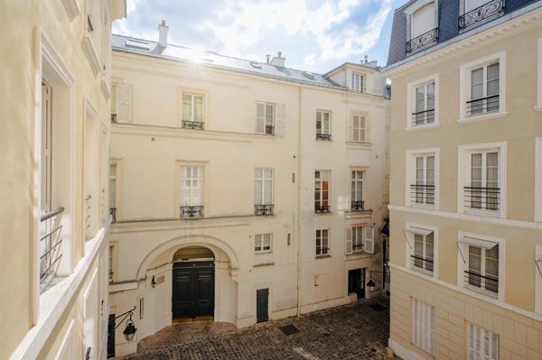 Appartement Paris 6 e - IMPASSE DE VALMY / RUE DU BAC