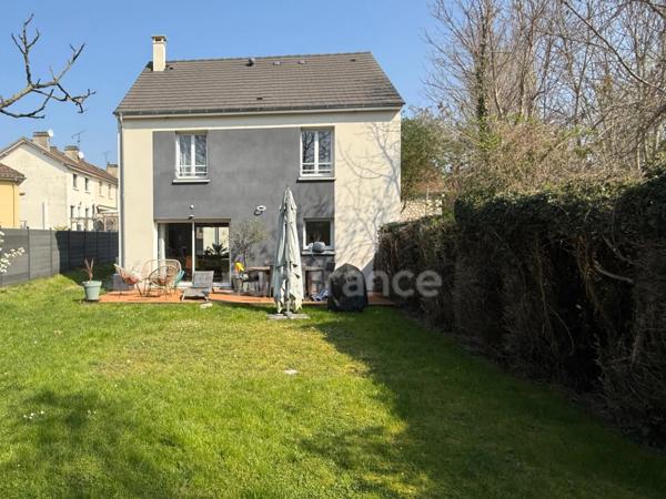 Maison récente de 5/6 pièces,108m2 sur un terrain de 550m2 SOISY SOUS MONTMORENCY (95)