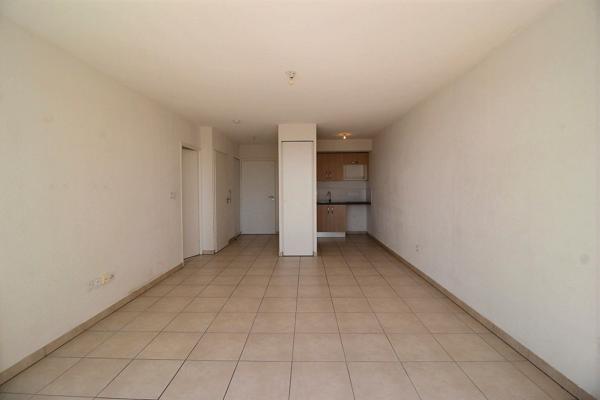 T2 avec terrasse et garage dans résidence récente