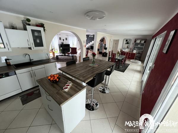 Vente Maison d’Exception avec piscine aux portes de COGNAC - 10 pièces - 321m²