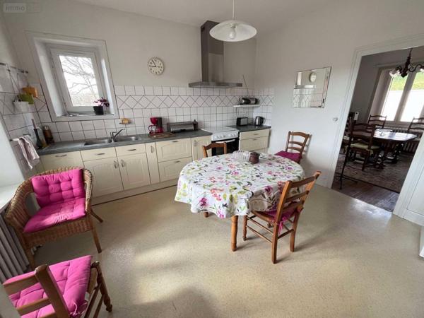 Maison individuelle à vendre à Ydes dans le Cantal (15210), ref : 78T-15029