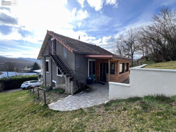 Maison individuelle à vendre à Ydes dans le Cantal (15210), ref : 78T-15029