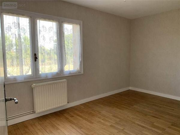 Appartement à louer à Mézériat dans l'Ain (01660), ref : 01065-L396