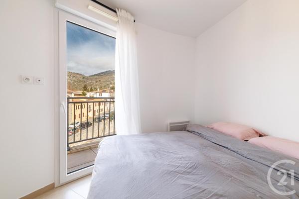 Appartement F4 à vendre  4 pièces - 77 m2 ASPREMONT - 06