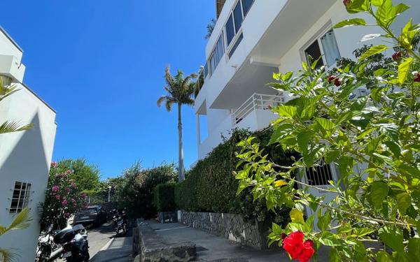 Appartement à vendre    2 pièces • 52,41 m2 Saint-Paul