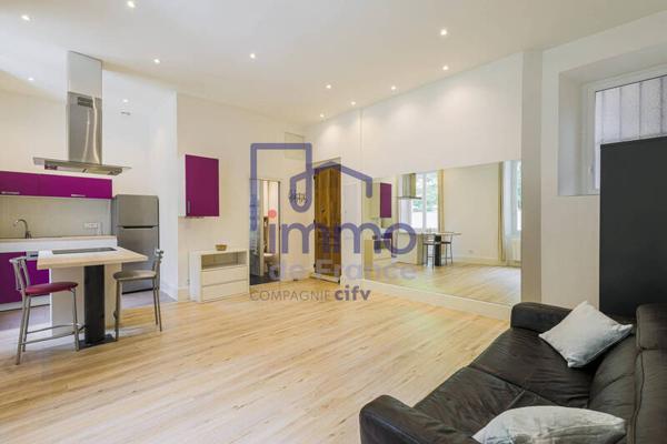 Appartement 2 pièces                                        - 38000 Grenoble Réf : 21649