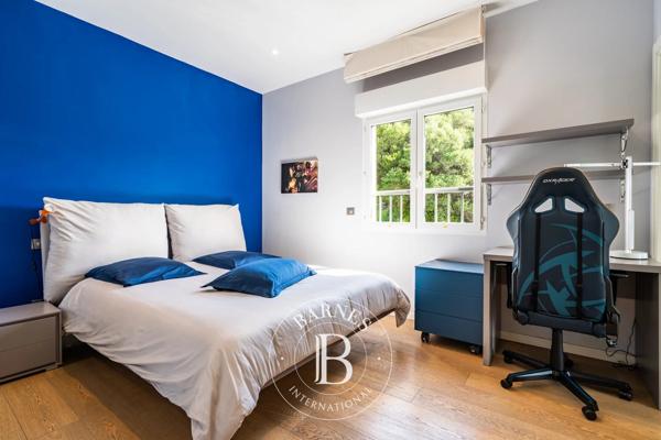 Bastia, Appartement 5 Chambres -  212 m² à vendre