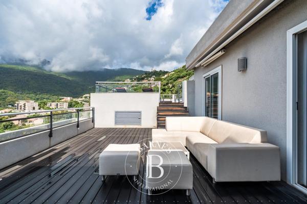 Bastia, Appartement 5 Chambres -  212 m² à vendre