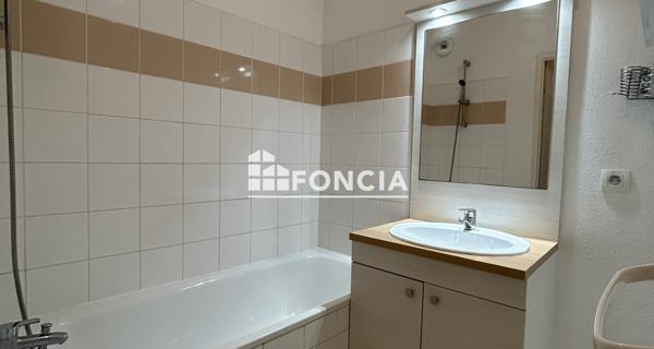 Location Appartement 3 pièces 55.26 m² - Avion 62210