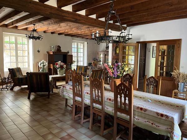BELLE Maison Fresnay sur Sarthe 8 pièce(s) 328 m2