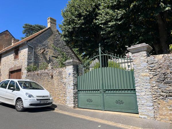 BELLE Maison Fresnay sur Sarthe 8 pièce(s) 328 m2