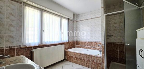 Maison familiale 190 m² – 13,63 ares – 6 chambres – Triple garage