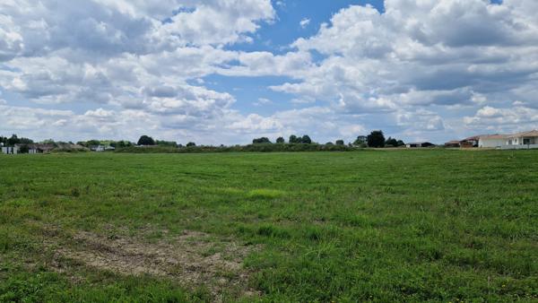 Achat terrain Saint-Sever - 46 798 €