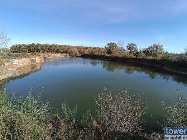 Orgueil - Maison 5 chambres 164 m² - garage 80 m² - hangar 120 m² - hangar 200 m² - terrain 38 000 m² - Lac