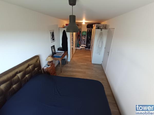 Orgueil - Maison 5 chambres 164 m² - garage 80 m² - hangar 120 m² - hangar 200 m² - terrain 38 000 m² - Lac