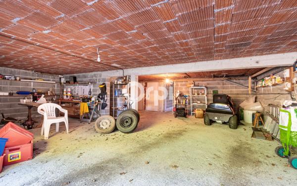 Maison à vendre    6 pièces • 209 m2 Bessines-sur-Gartempe