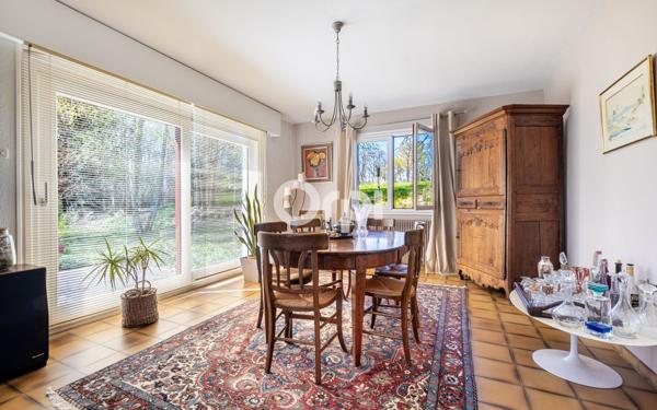 Maison à vendre    6 pièces • 209 m2 Bessines-sur-Gartempe