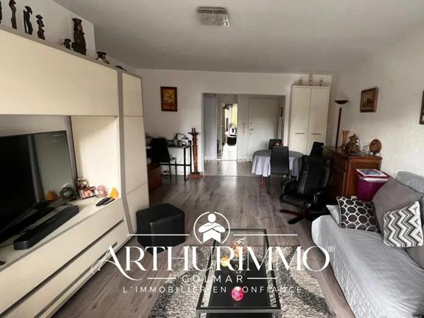 Vente                                                      Appartement
                        
                     3 pièces                      73 m2                     à Colmar