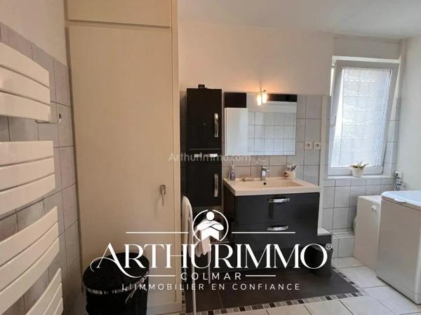 Vente                                                      Appartement
                        
                     3 pièces                      73 m2                     à Colmar