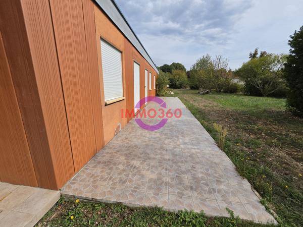 Immense appartement à louer 950 € par mois à Areines