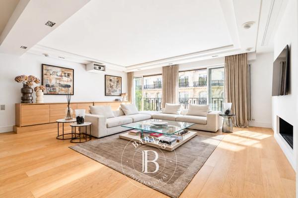 Paris 16ème, Appartement 2 Chambres -  123 m² à vendre