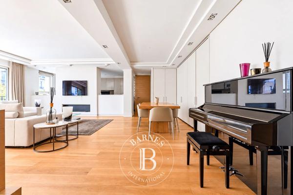 Paris 16ème, Appartement 2 Chambres -  123 m² à vendre